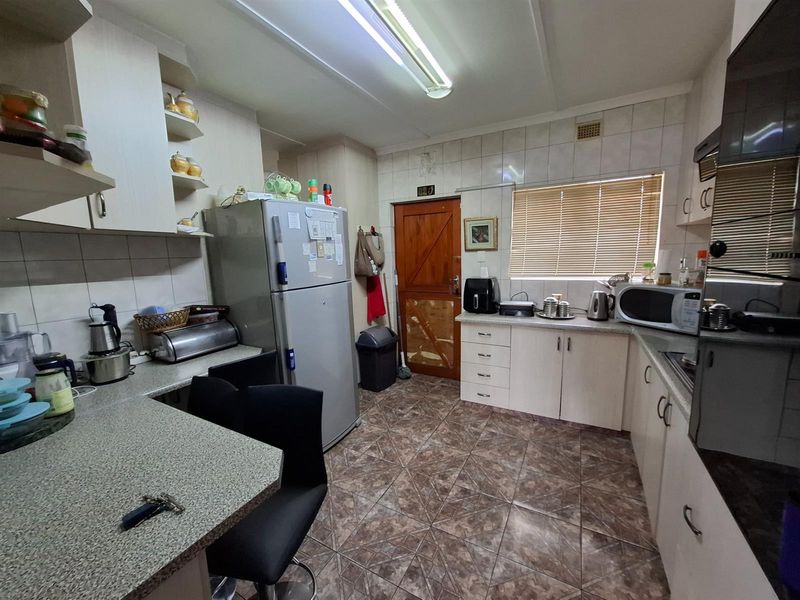 2 Houses on one land For Sale in Marburg, Port Shepstone, KwaZulu Natal - Photo 6