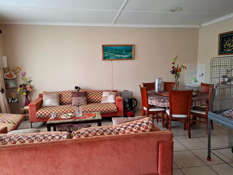 2 Houses on one land For Sale in Marburg, Port Shepstone, KwaZulu Natal - Photo 4