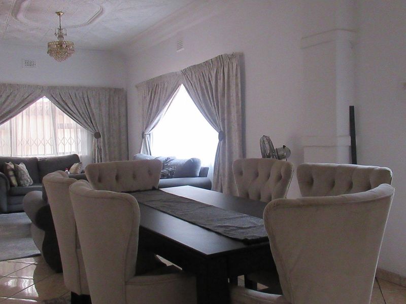 House For Sale in Florida Roodepoort - Photo 9