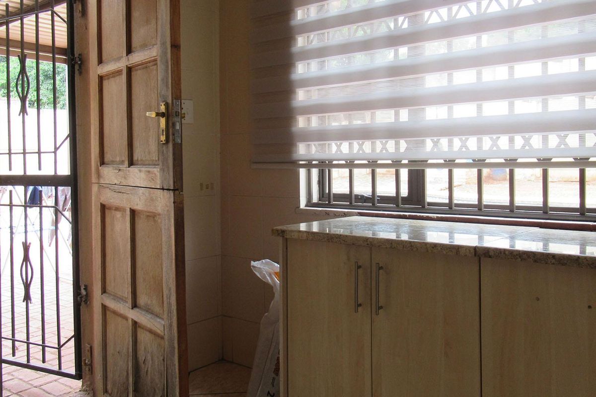 House For Sale in Florida Roodepoort - Photo 5