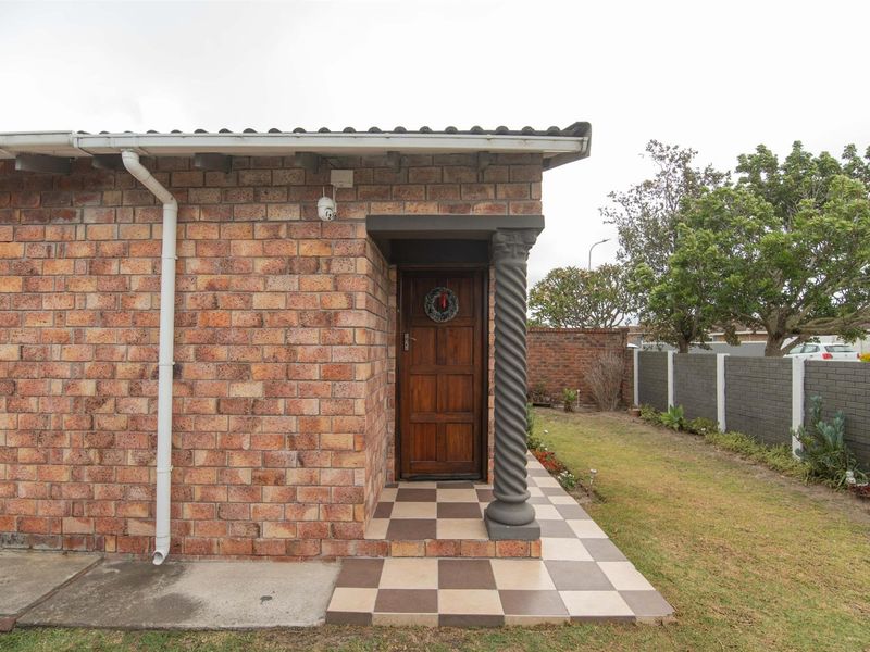 3 Bedroom Overbaakens Freestanding property for under R1mill - Photo 5