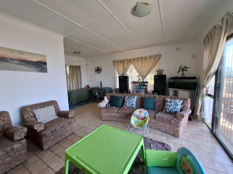 House For Sale in Oslo Beach, Port Shepstone, KwaZulu Natal - Photo 4