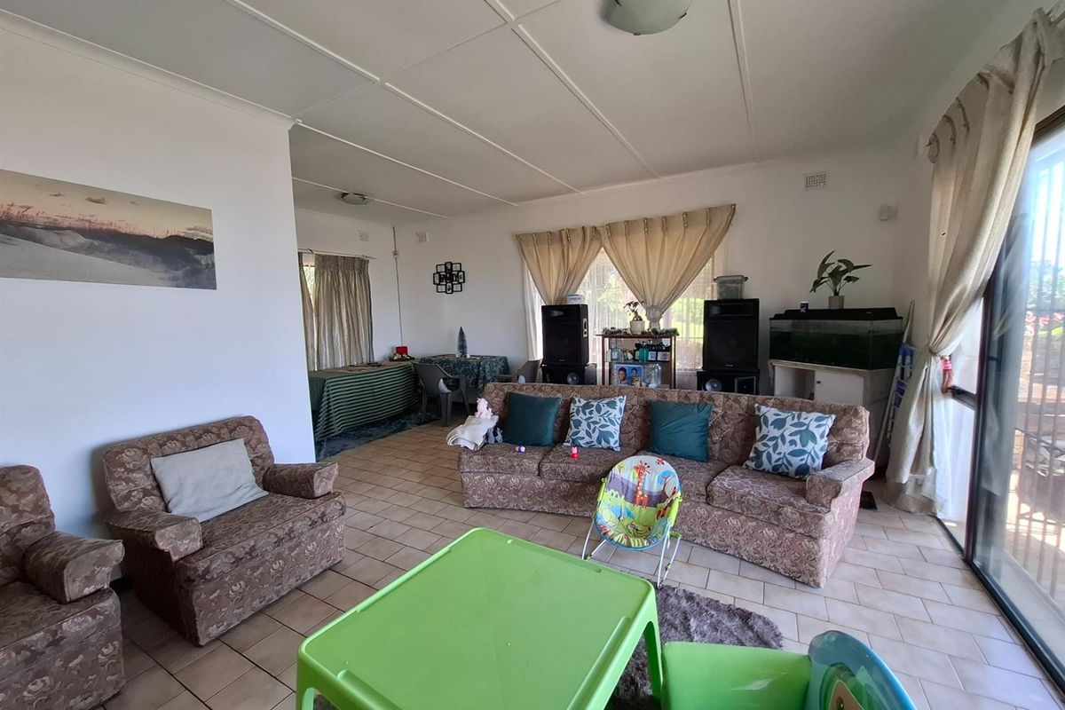 House For Sale in Oslo Beach, Port Shepstone, KwaZulu Natal - Photo 4