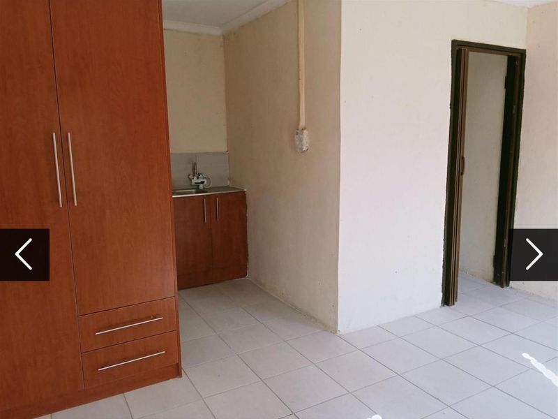 A Bachelor apartment to rent in Polokwane Ext 75, Polokwane - Photo 4