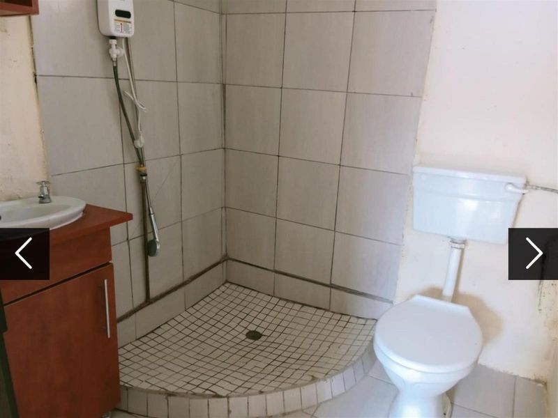 A Bachelor apartment to rent in Polokwane Ext 75, Polokwane - Photo 5