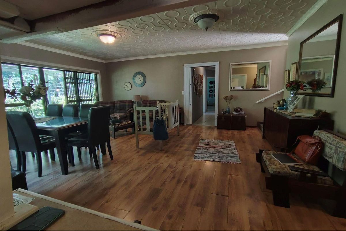 Townhouse For Sale in Ifafi, Hartbeespoort, North West - Photo 4
