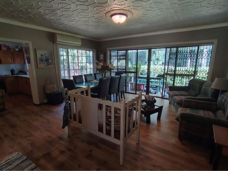Townhouse For Sale in Ifafi, Hartbeespoort, North West - Photo 3