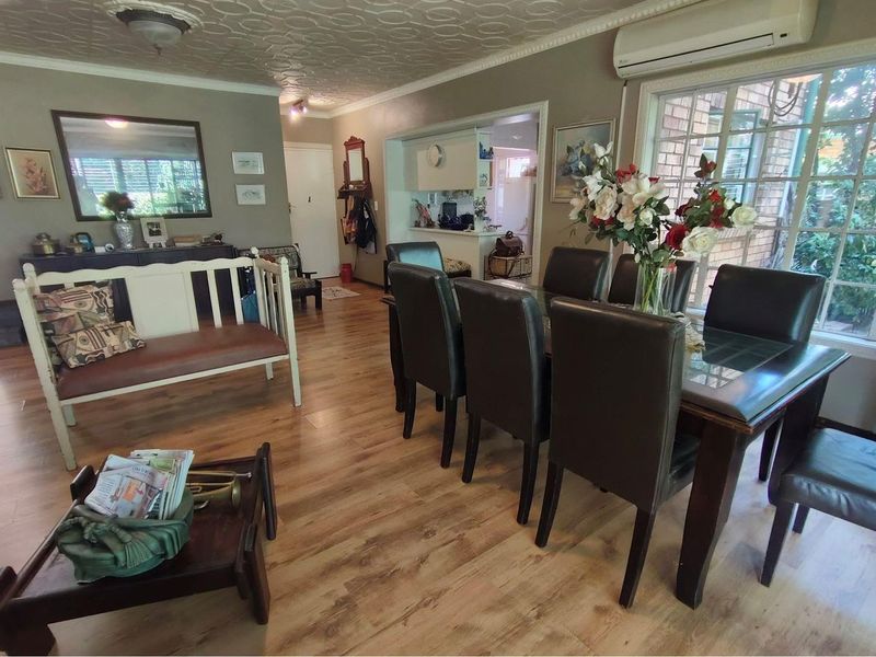 Townhouse For Sale in Ifafi, Hartbeespoort, North West - Photo 2