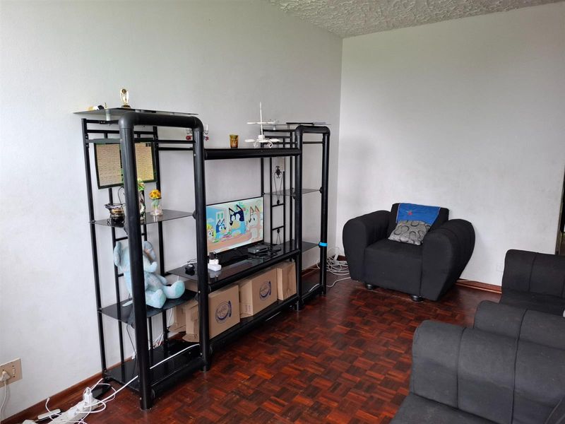 1 Bedroom apartment, central Port Shepstone - Photo 4