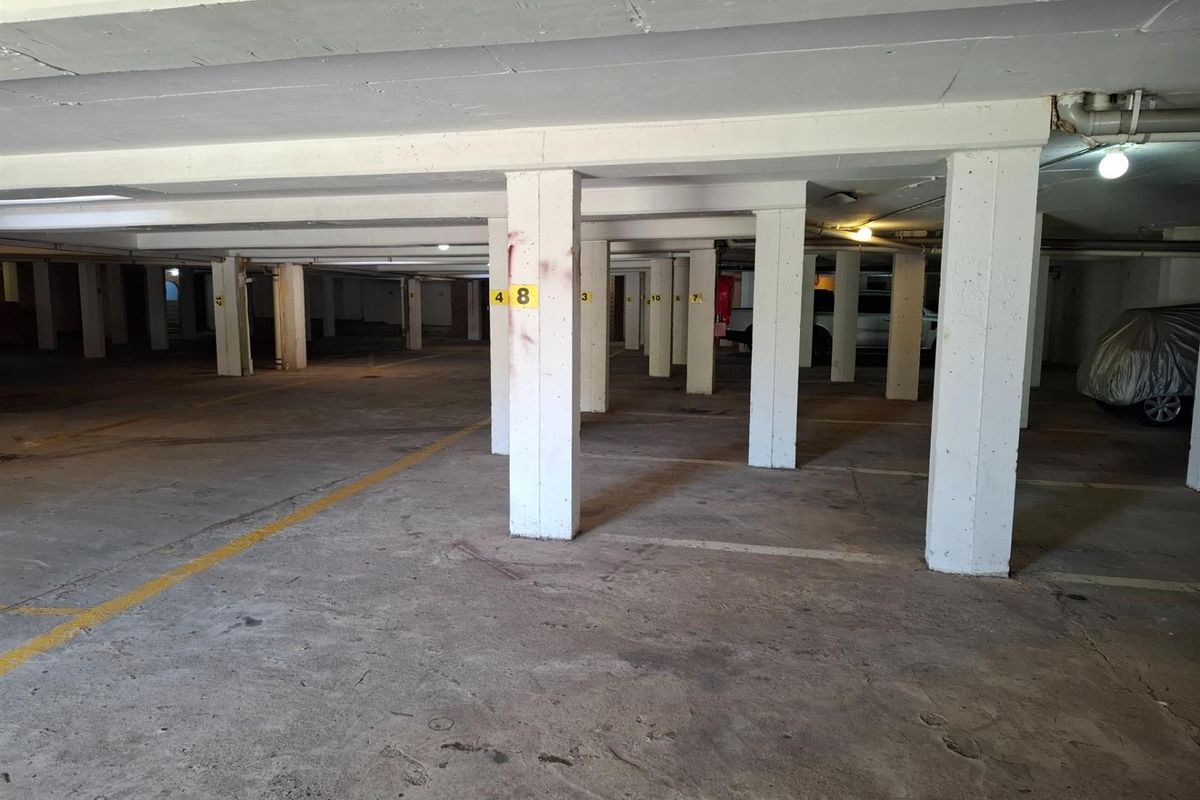 2 Bedroom apartment close to the beach for sale - Photo 4