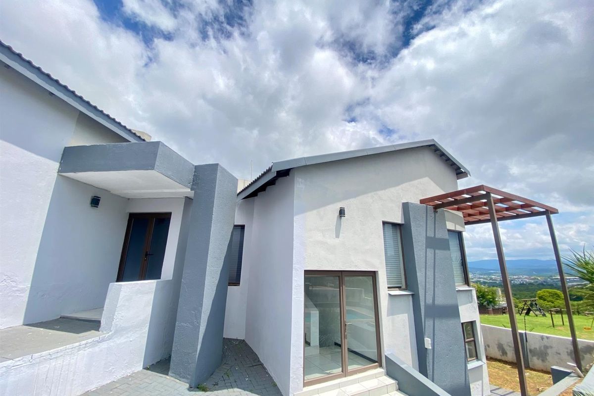 House For Sale in Drum Rock, Nelspruit - Photo 3