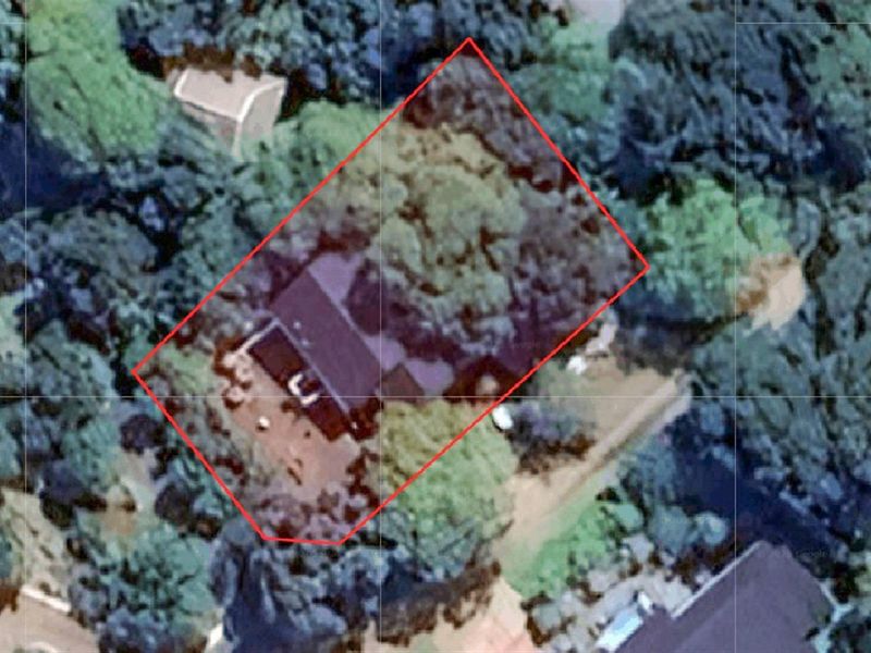 TRANQUIL, NESTLED BETWEEN TREES, PERMANENT RESIDENCE, HOLIDAY RETREAT OR INCOME PRODUCING PROPERTY. - Photo 3