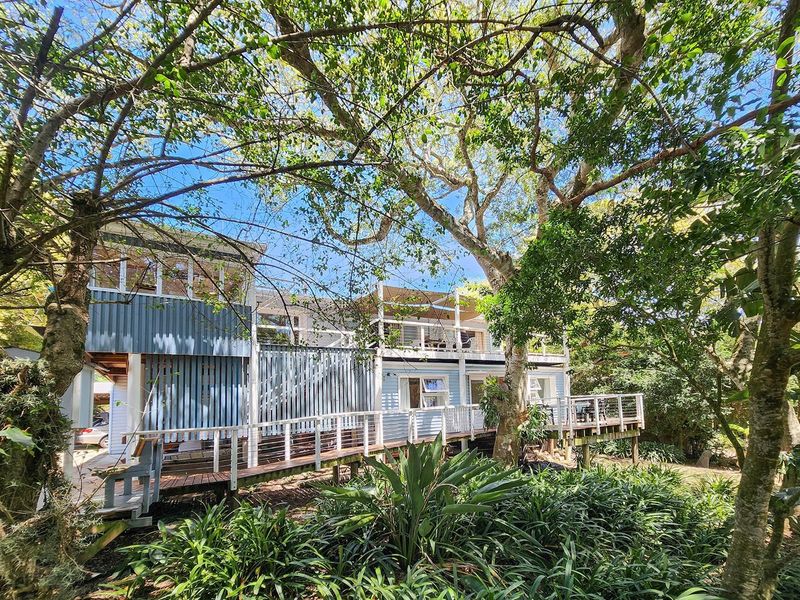 TRANQUIL, NESTLED BETWEEN TREES, PERMANENT RESIDENCE, HOLIDAY RETREAT OR INCOME PRODUCING PROPERTY. - Photo 4