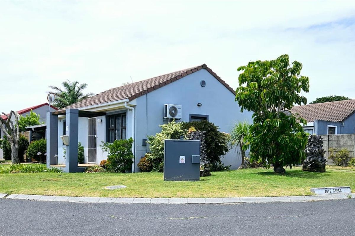 House For Sale in Langeberg Ridge, Kraaifontein - Photo 2