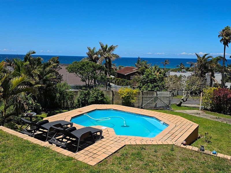 Executive, Luxury, Modern House with Pool - Photo 2