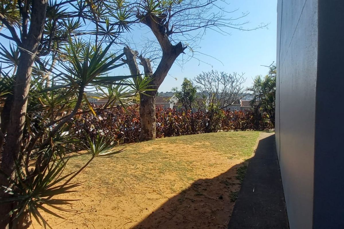 First time buyer?  Brighton Beach, Durban. Complex For Sale - Photo 4