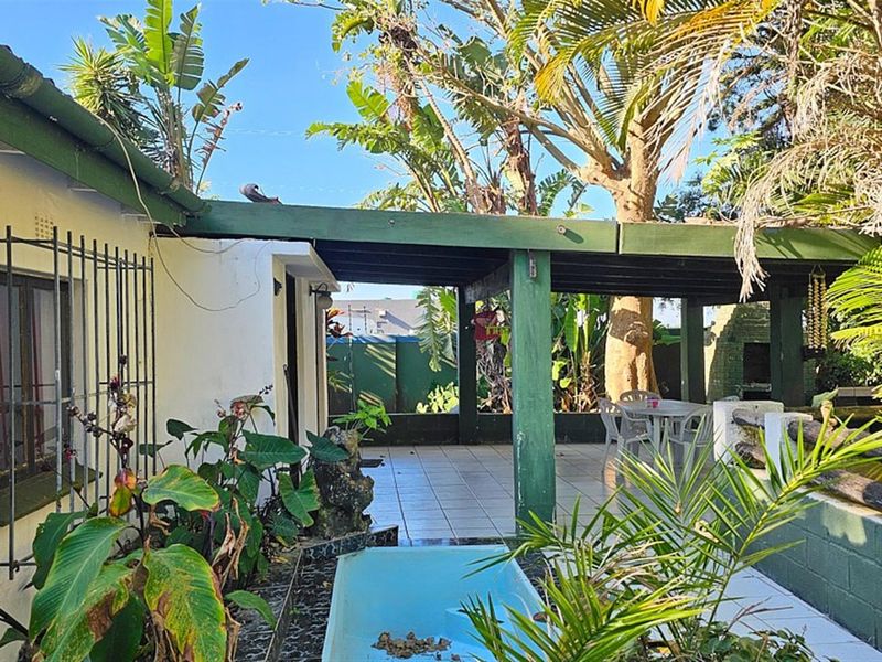 5 Freestanding Townhouses on One Erf - Photo 2