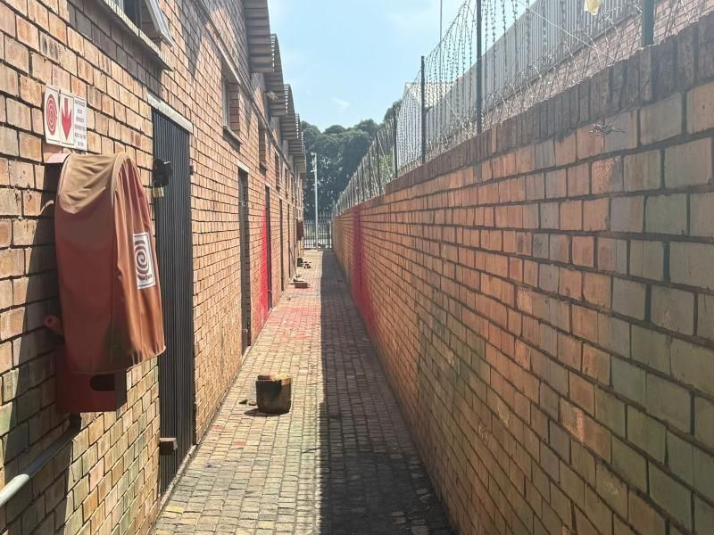 Commercial Property To Rent in Vaalbank, Middelburg - Photo 9