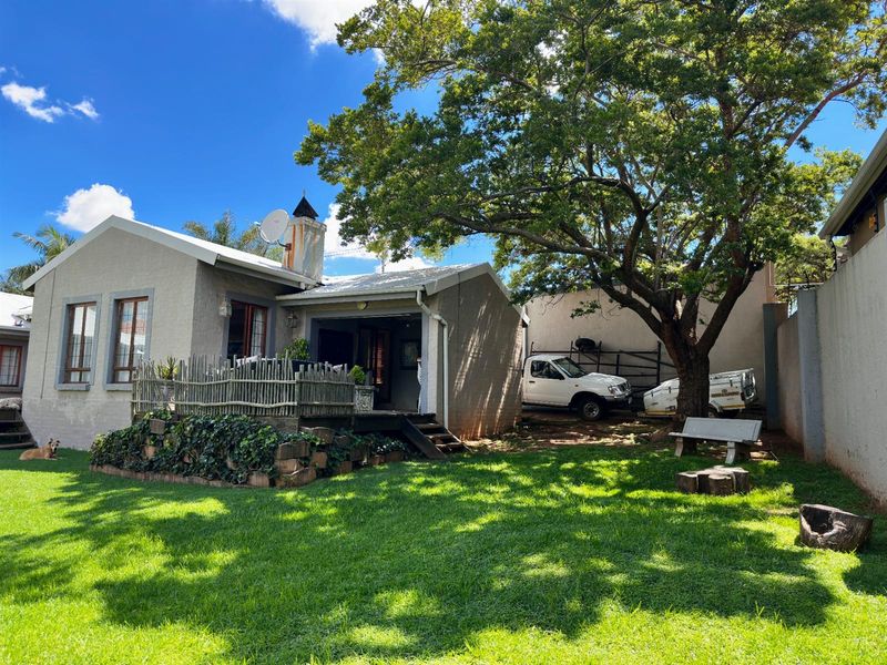 House For Sale in Waterkloof Ridge, Pretoria - Photo 3