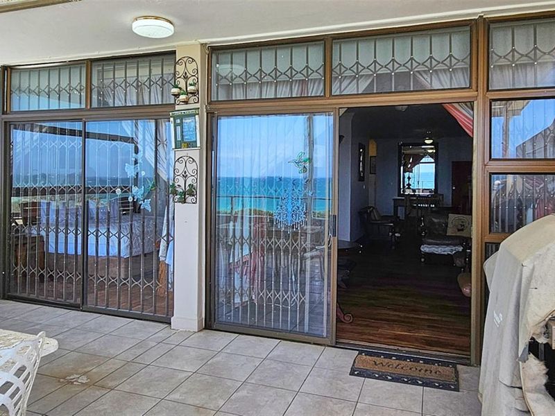 Apartment For Sale in Manaba Beach, Margate, KwaZulu Natal - Photo 3