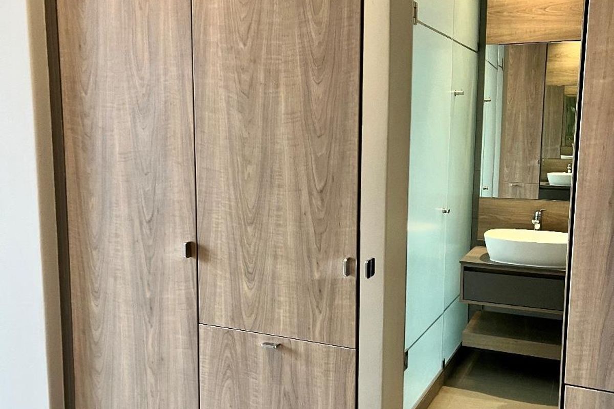 Apartment To Rent in Rosebank, Johannesburg - Photo 3