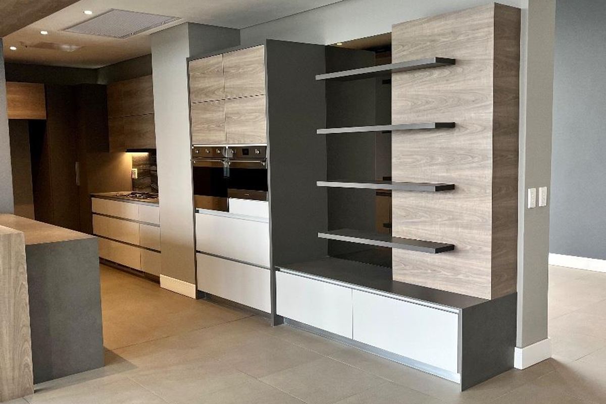 Apartment To Rent in Rosebank, Johannesburg - Photo 2