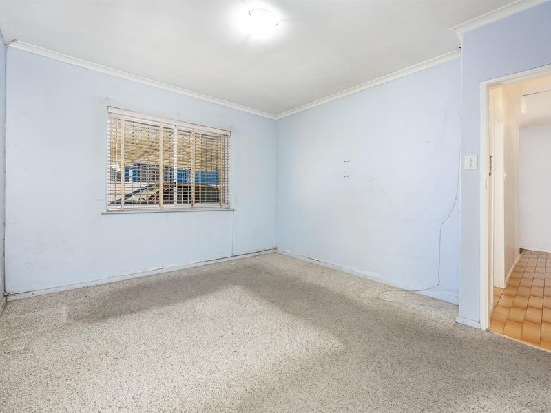 House for Sale - Charlesville, Cape Town - Photo 10