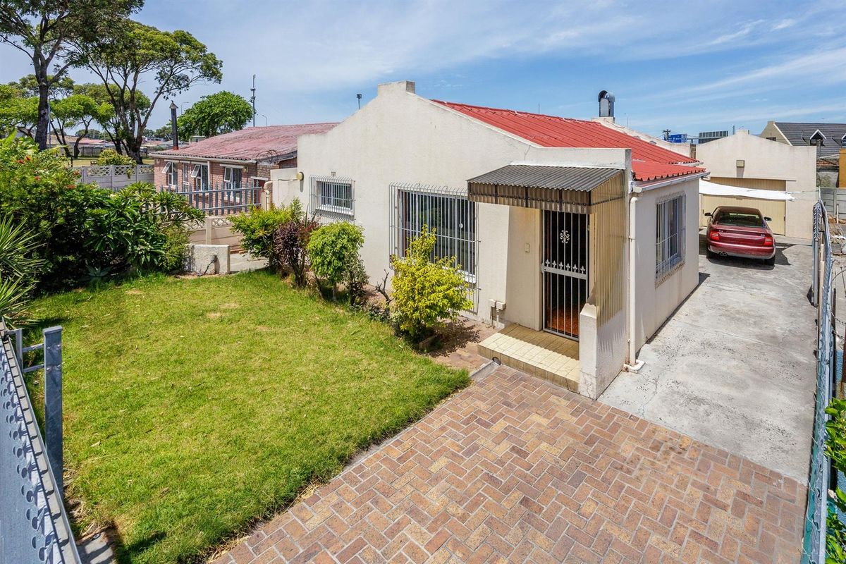 House for Sale - Charlesville, Cape Town - Photo 2