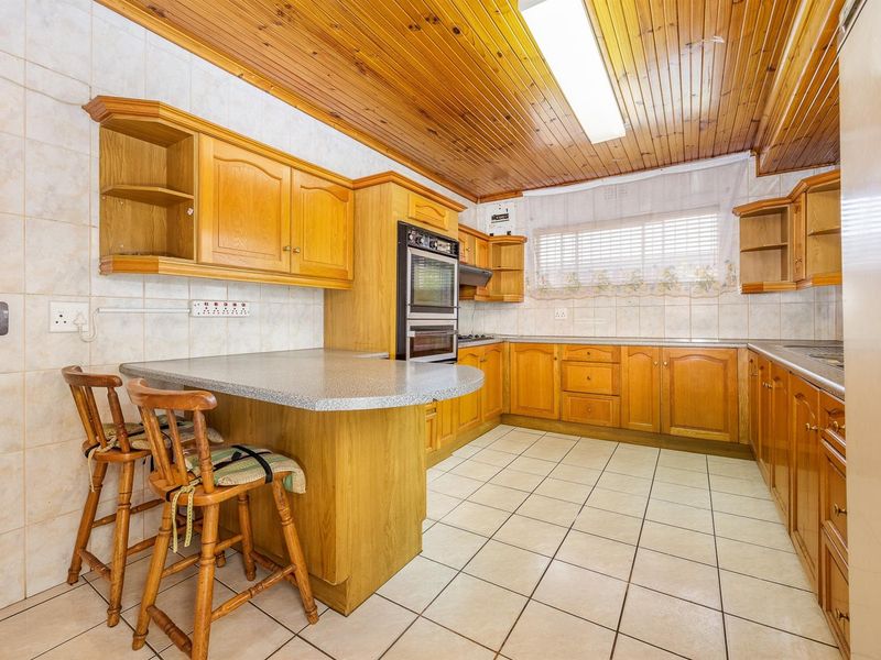 House for Sale - Charlesville, Cape Town - Photo 5