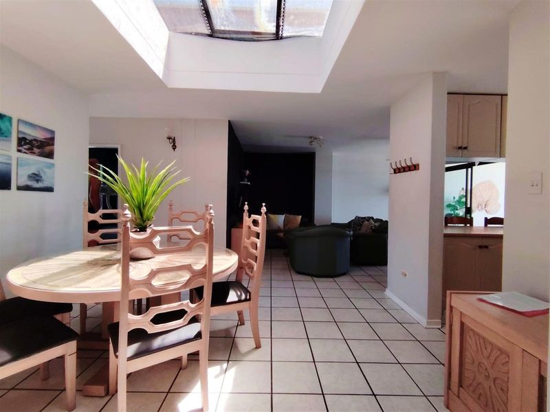 SPACIOUS FURNISHED APARTMENT TO RENT NEAR BEACH - Photo 9