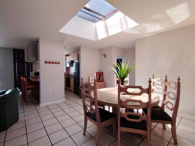 SPACIOUS FURNISHED APARTMENT TO RENT NEAR BEACH - Photo 7