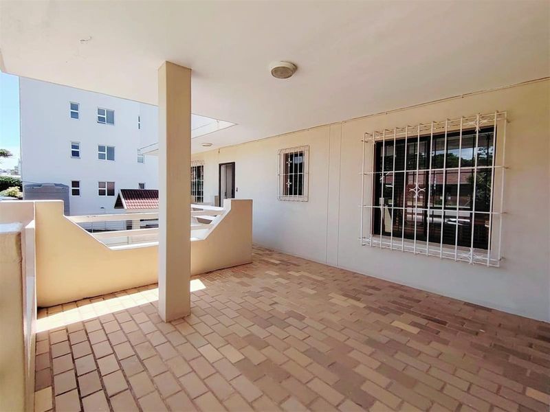 SPACIOUS FURNISHED APARTMENT TO RENT NEAR BEACH - Photo 5