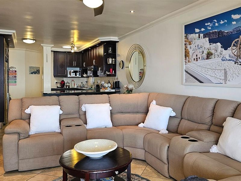 Apartment For Sale in Manaba Beach, Margate, KwaZulu Natal - Photo 3