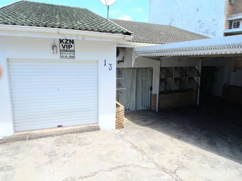 3 Bedroom House With a granny flat and a Garage for Sale in Shastri Park, Phoenix, KwaZulu Natal - Photo 4