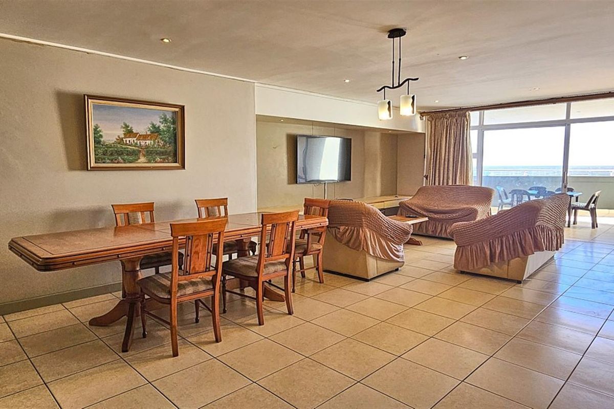 Apartment For Sale in Margate, KwaZulu Natal - Photo 3