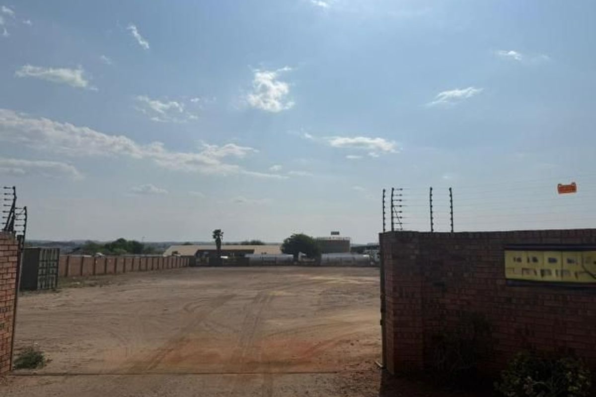 Industrial Property To Rent in Vaalbank, Middelburg - Photo 3