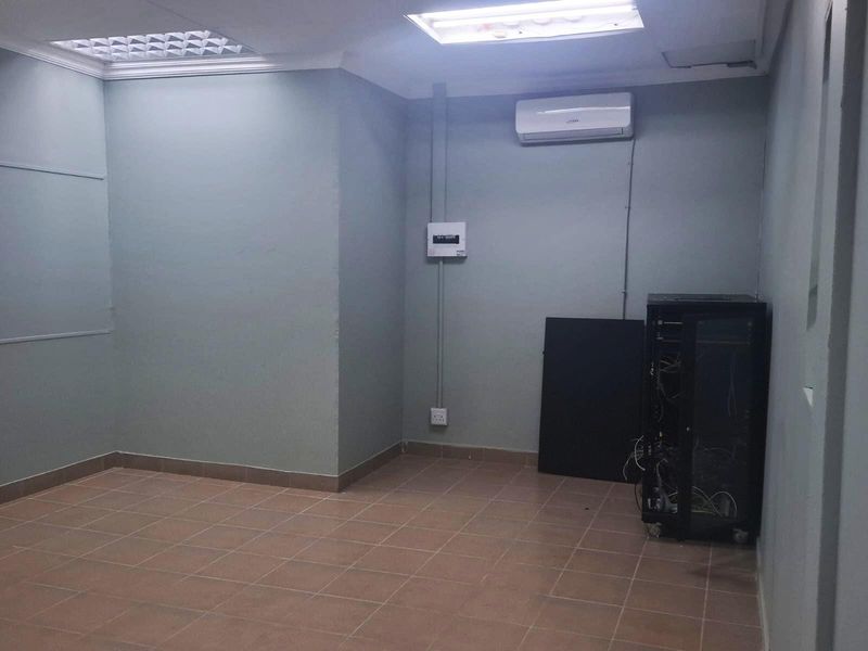 Commercial Property To Rent in Middelburg Central, Middelburg - Photo 8