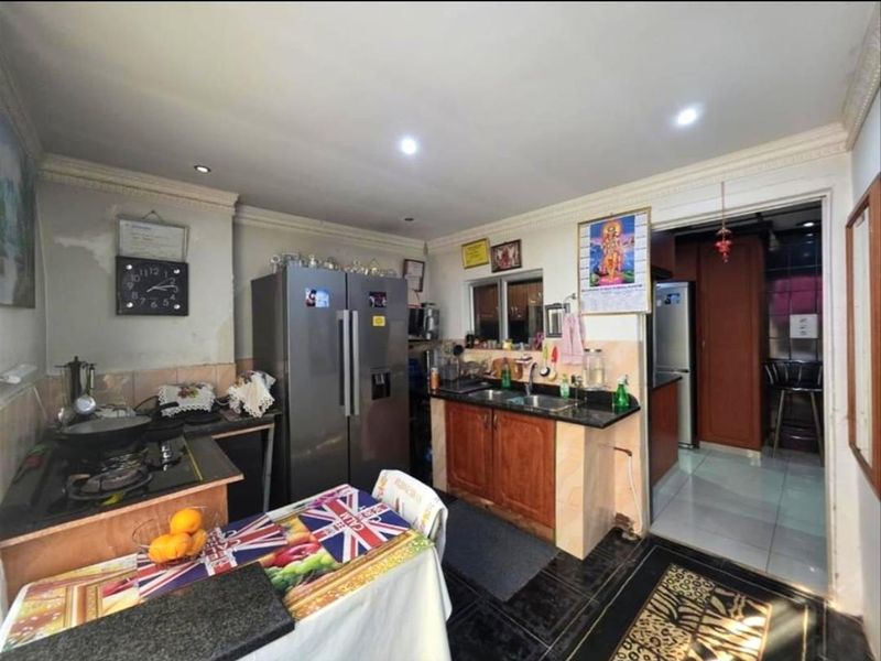 2 Bedroom Duplex for Sale in Grove End, Phoenix, KwaZulu Natal - Photo 4