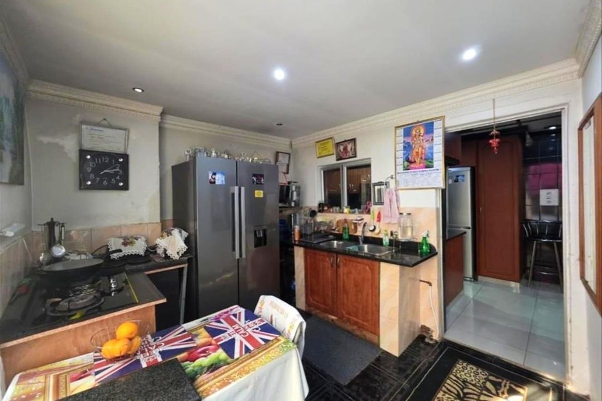 2 Bedroom Duplex for Sale in Grove End, Phoenix, KwaZulu Natal - Photo 4