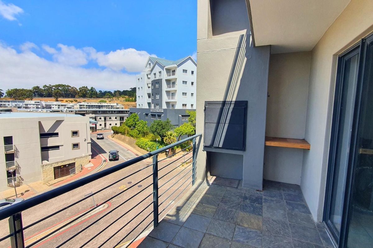 2-Bedroom Duplex Penthouse | Riverside Lofts, Tyger Falls - Photo 5