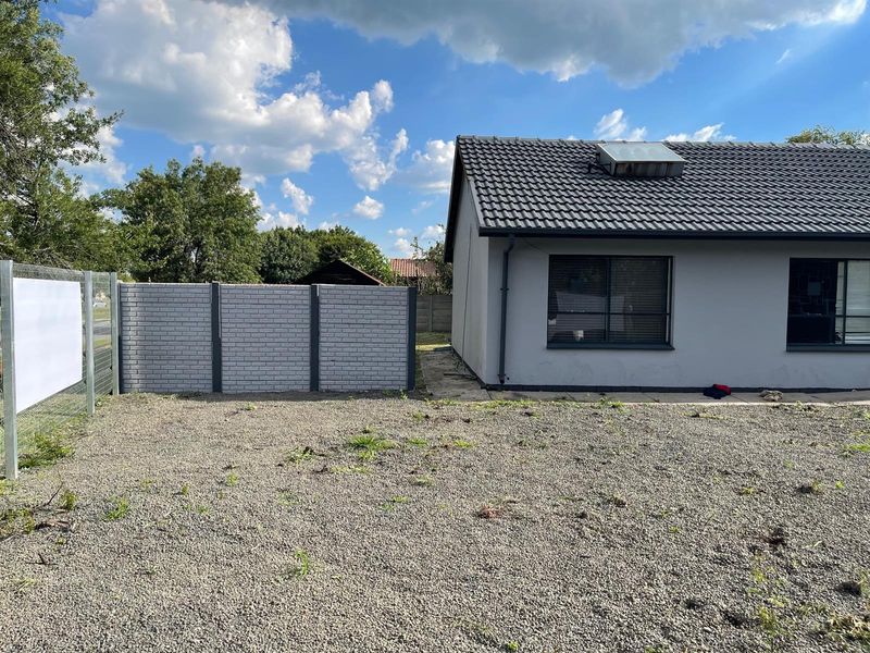 Commercial Property For Sale in Secunda - Photo 4