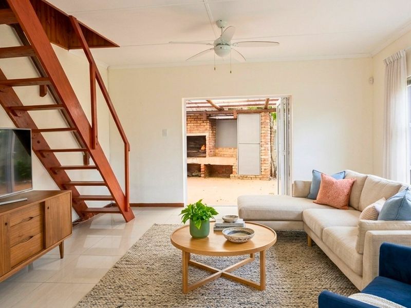 A Welcoming Haven of Style, Sophistication and Home Comforts - Photo 6