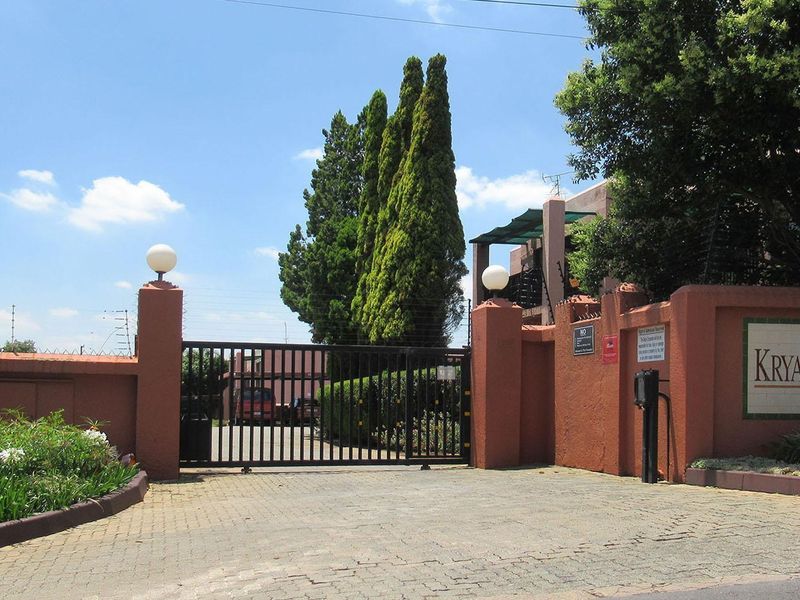 Excellent Opportunity:- 2 Bedrooms | 1 Bathroom | Ground Floor in Little Falls For Sale - Photo 2