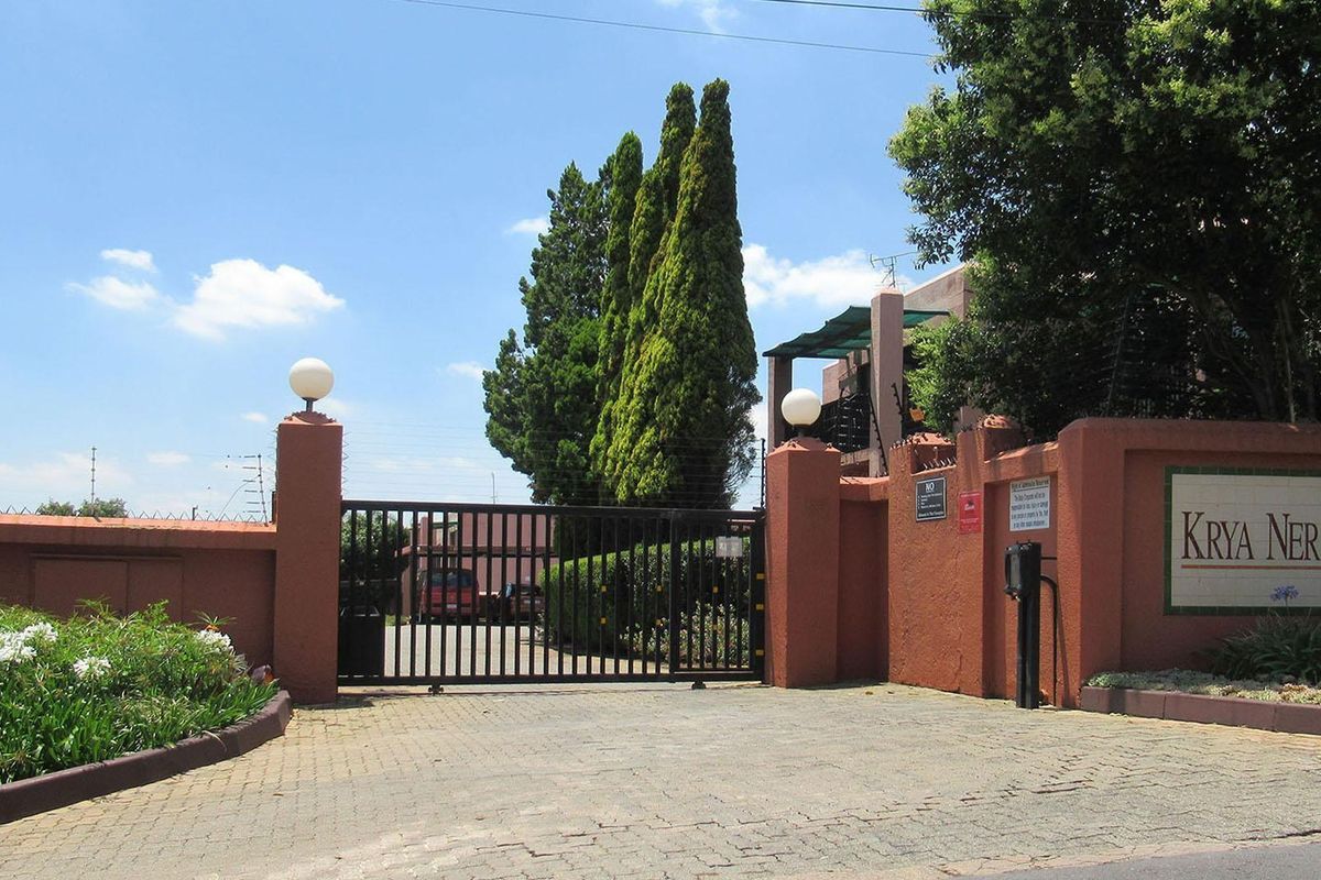 Excellent Opportunity:- 2 Bedrooms | 1 Bathroom | Ground Floor in Little Falls For Sale - Photo 2