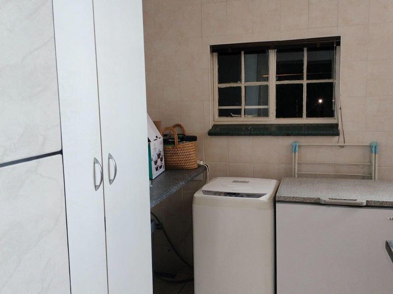 Apartment For Sale in New State Areas, Springs - Photo 10