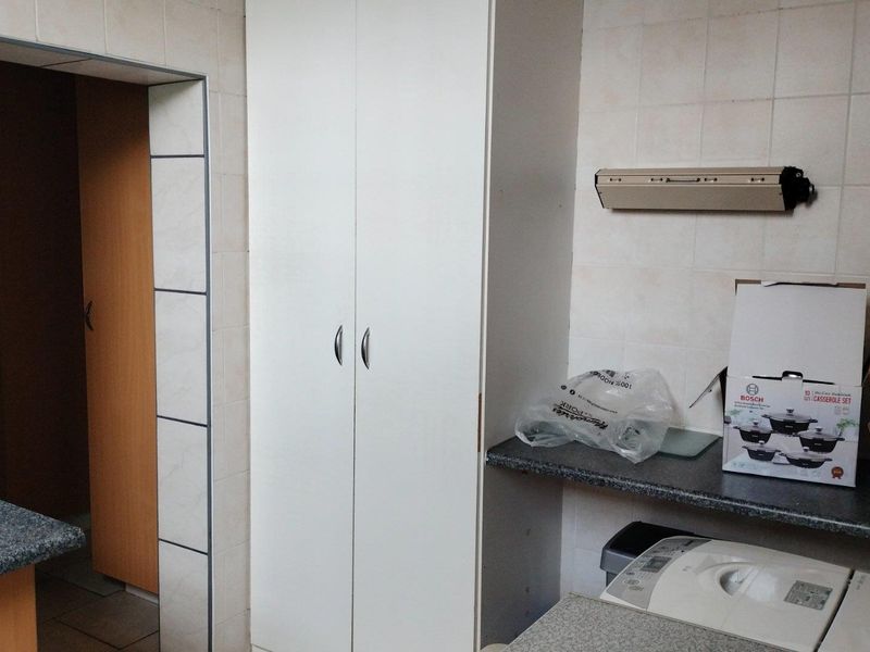 Apartment For Sale in New State Areas, Springs - Photo 8