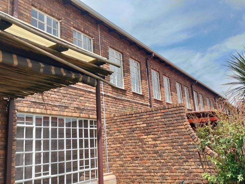 Apartment For Sale in New State Areas, Springs - Photo 4