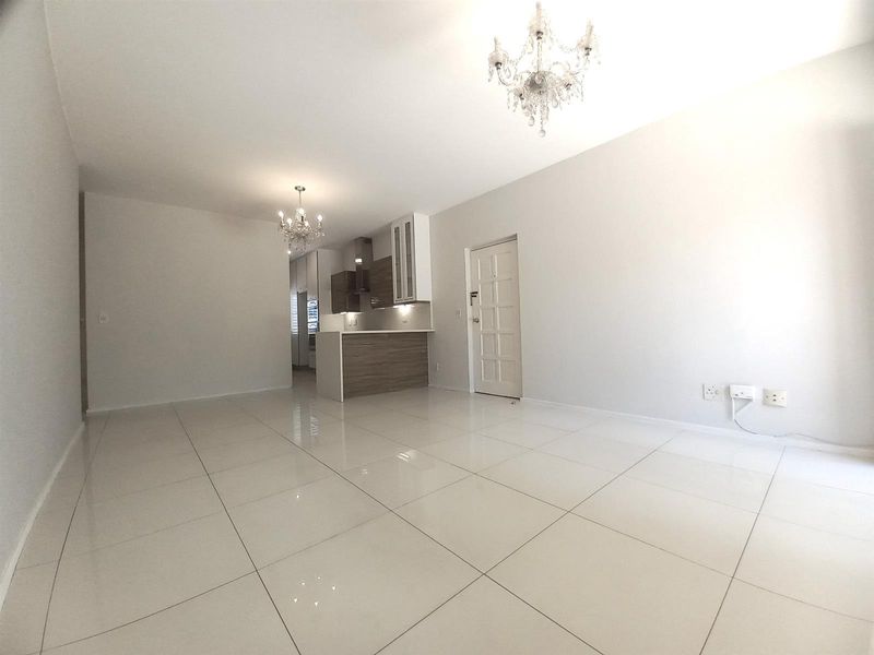 Price reduced  Immaculate Renovated Garden Unit in Prime Sandown location. - Photo 6