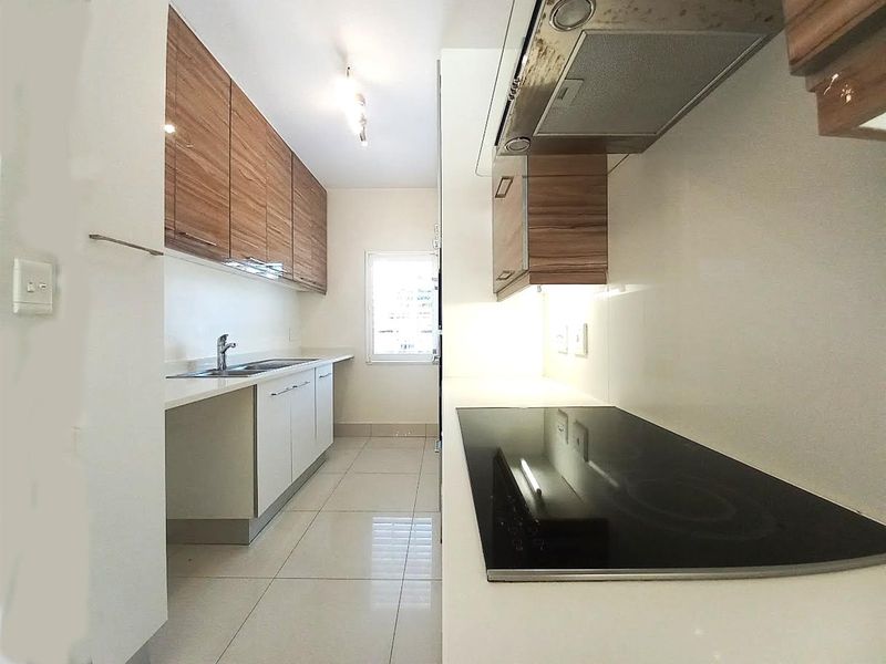 Price reduced  Immaculate Renovated Garden Unit in Prime Sandown location. - Photo 9