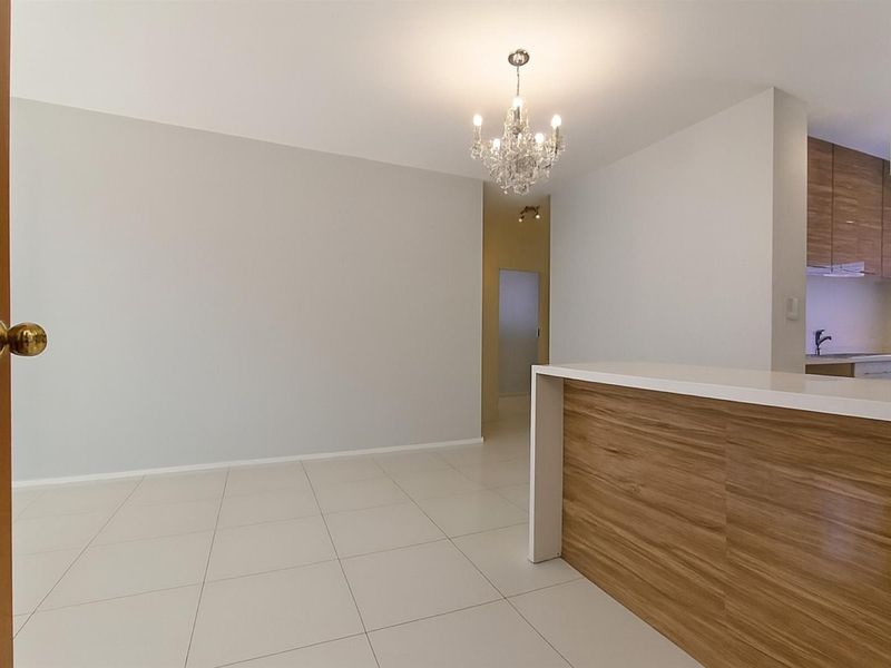 Price reduced  Immaculate Renovated Garden Unit in Prime Sandown location. - Photo 7